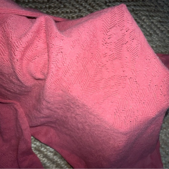 Hinge Coral Textured Knit Sweater - Picture 4 of 7